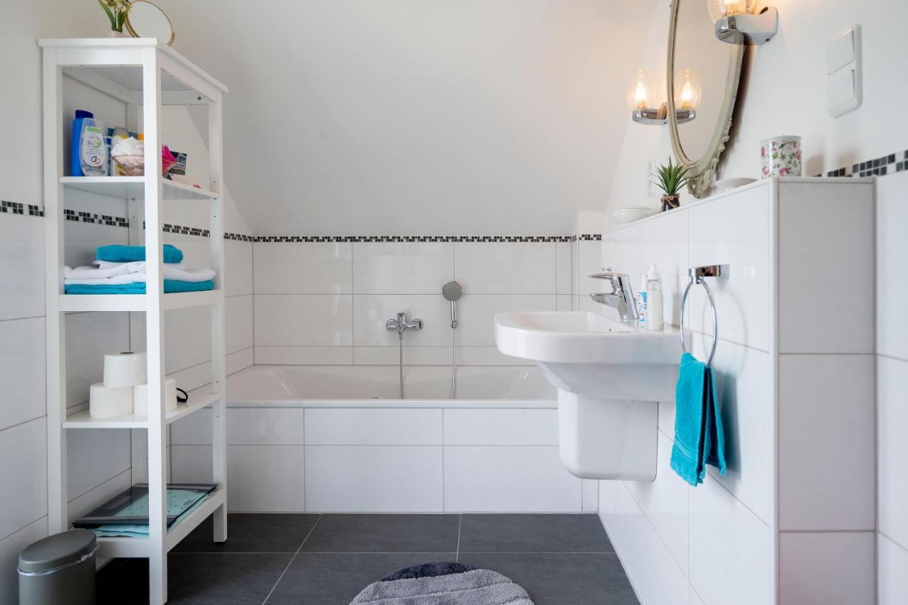 Helle Nichtraucherwohnung 69Qm Zwischen Koeln Und Duesseldorf ดอร์มาเกิน ภายนอก รูปภาพ